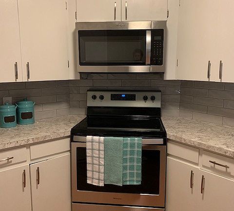 3rd image of 1341 NW Ash Ave