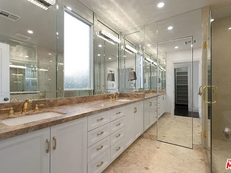 519 N Rexford Dr — Photo 32