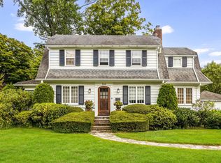 114 Brewster Rd, Scarsdale, NY 10583
