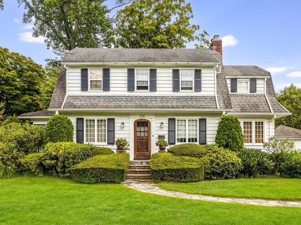 114 Brewster Road, Scarsdale, NY 10583