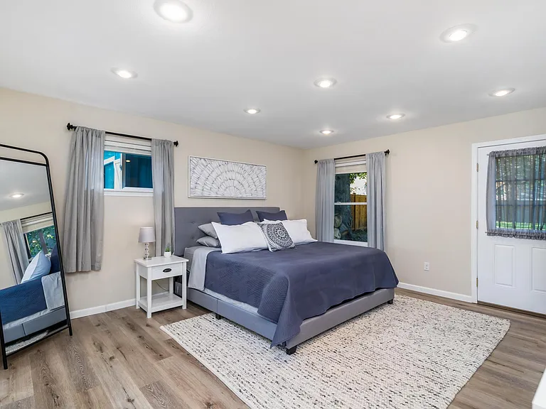 Primary bedroom with attached bath and 2 walk-in closets!