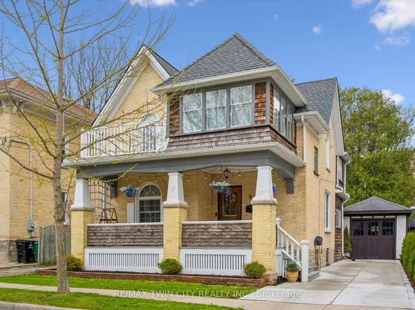 99 Water St S, Kitchener, ON N2G 1Z4