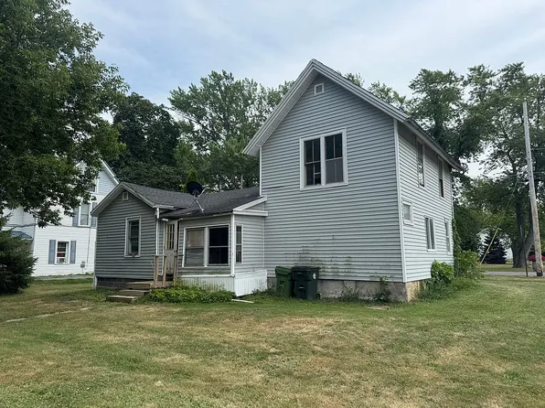 261 Seminary St, Wilson, NY 14172
