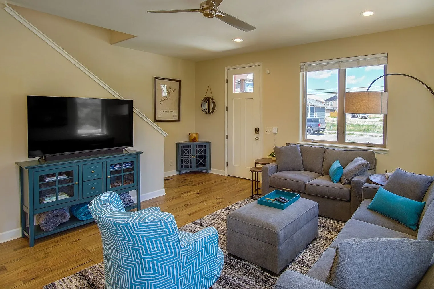 3 bed, 2.0 bath, 1184 sqft, $3,612 — Photo 1