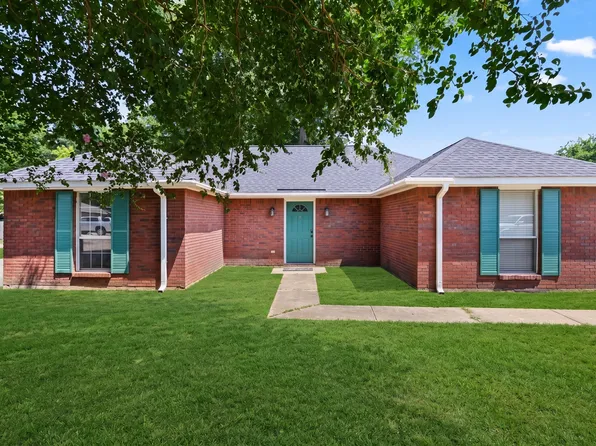 393 Forest Park Dr, Montgomery, AL 36109