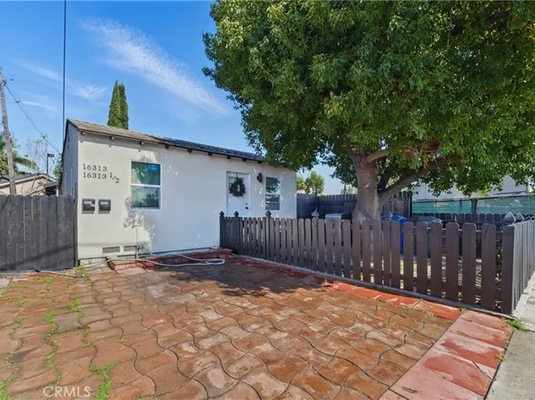 16313 Hunsaker Ave, Paramount, CA 90723