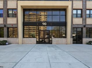 90 Clinton Ave BLDG 90 #206, Newark City, NJ 07114