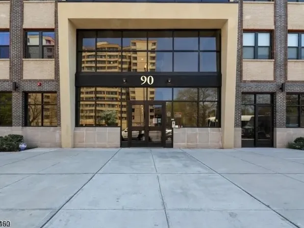 90 Clinton Ave BLDG 90 #206, Newark City, NJ 07114