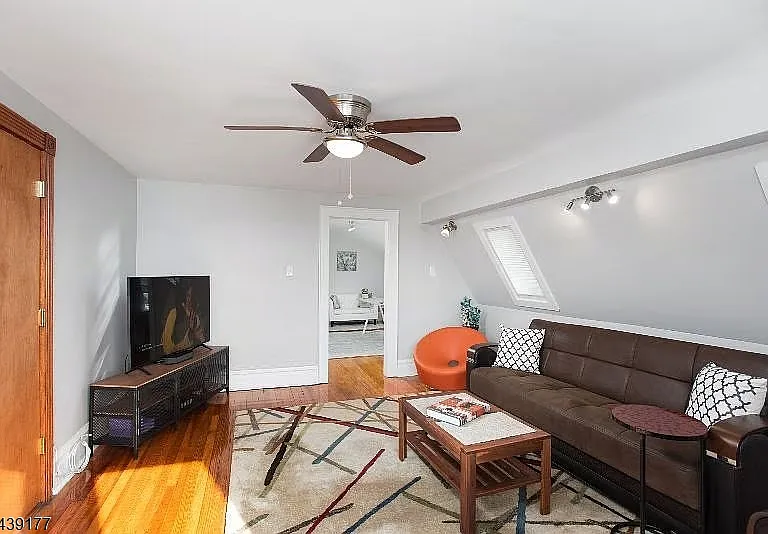 35 Hazelwood Rd #3 — Photo 1