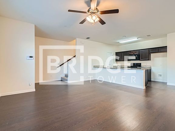 4th image of 1404 Lake Crest Ln