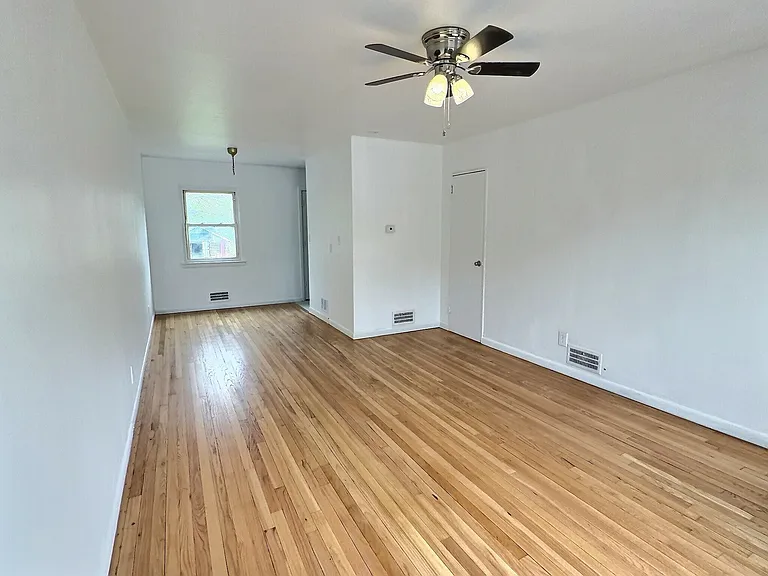 46 N Gilmore Blvd #46 — Photo 4