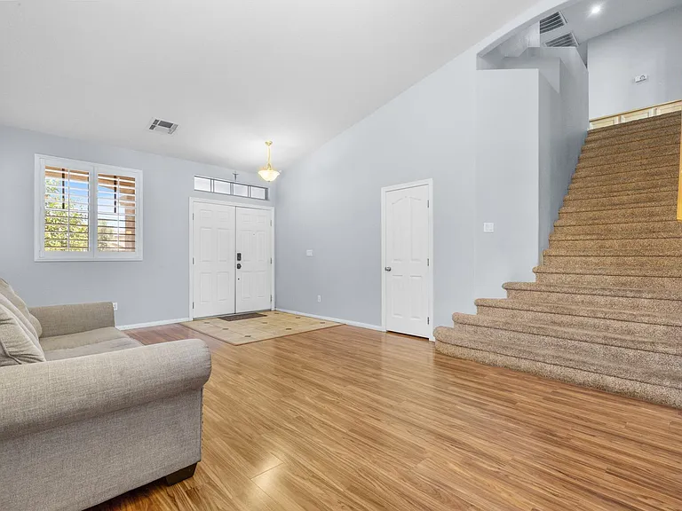 249 Jessica Grove St — Photo 6