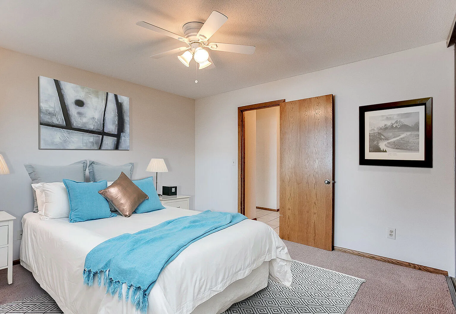 4052 Minnehaha Avenue — Photo 3