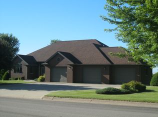 605 1st St, Monona, IA 52159