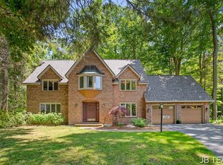 259 Portchester Rd, Holland, MI 49424