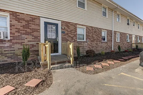 1517 Halifax St Photo 1