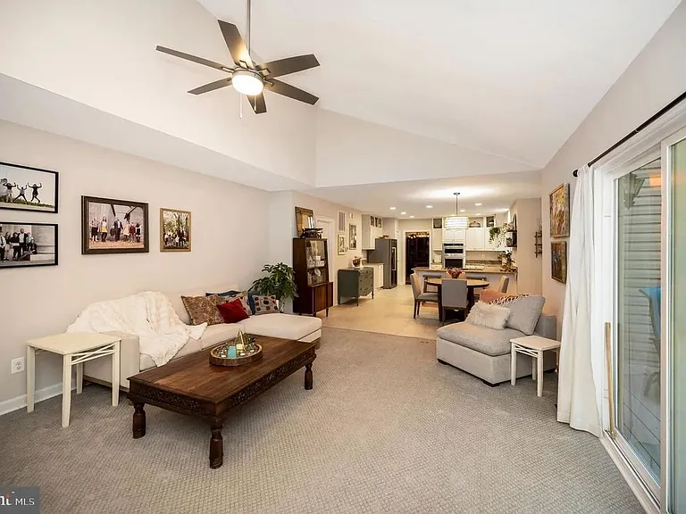 2 English Hills Dr — Photo 19