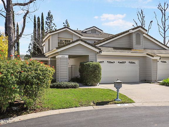 2nd image of 823 Riverrock Cir