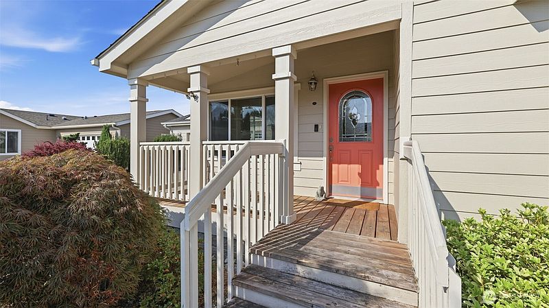 2nd image of 3597 Channel View Lane SE