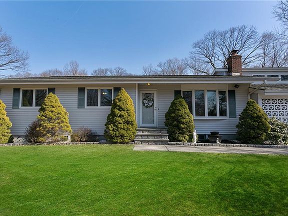 5th image of 2566 Colonial St