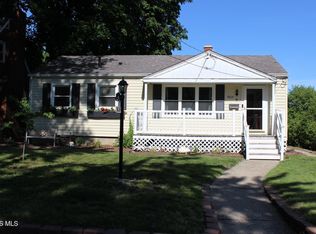5824 Adelaide Dr, Toledo, OH 43613