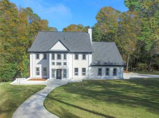 305 Whitcomb Hl, Peachtree City, GA 30269