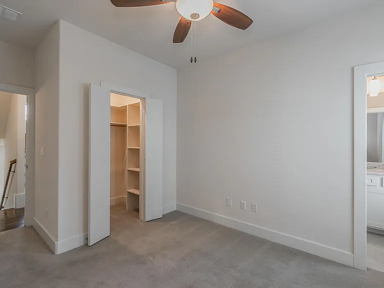 5901 Ross Ave #7 — Photo 18