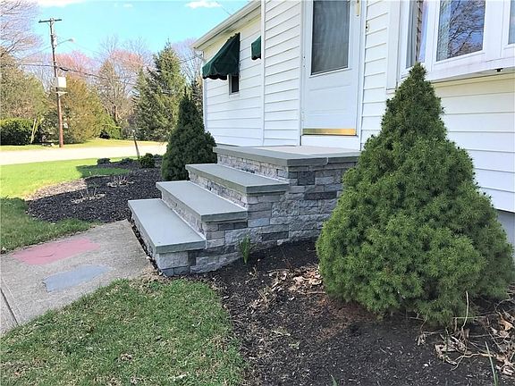 5th image of 94 Douglas Rd