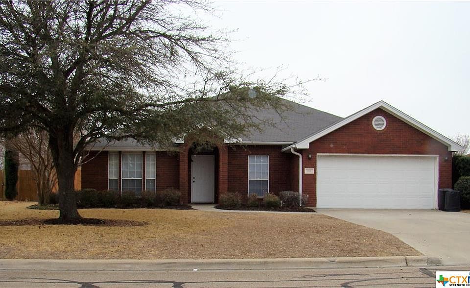 1st image of 518 Moccasin Dr