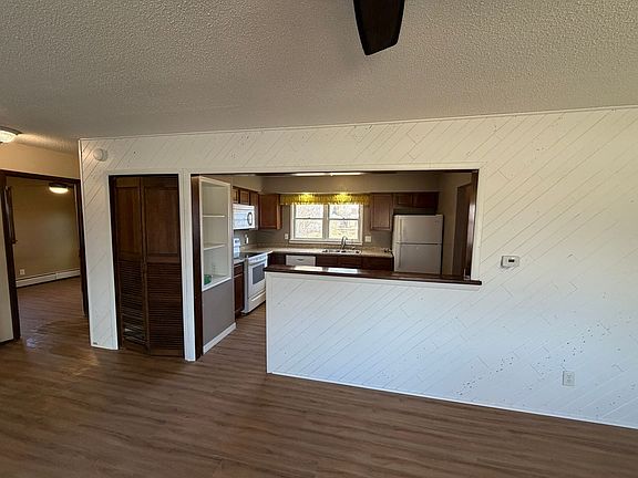4th image of 3112 Grandview Dr