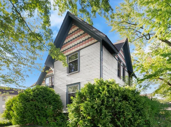 404 E Main St, Carson City, MI 48811