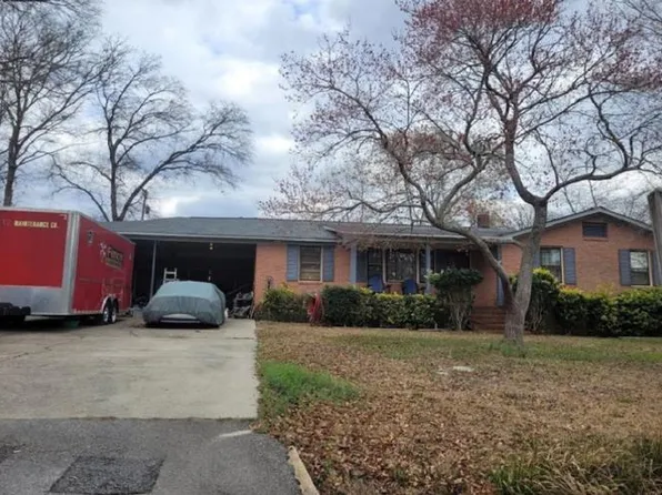 801 Pond Dr, West Columbia, SC 29170