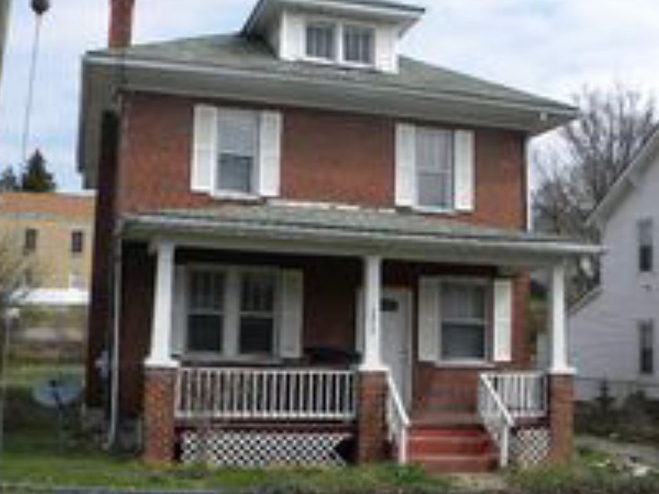 1st image of 1927 Hanover Ave NW