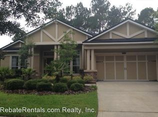 601 Loire Ct, Saint Johns, FL 32259