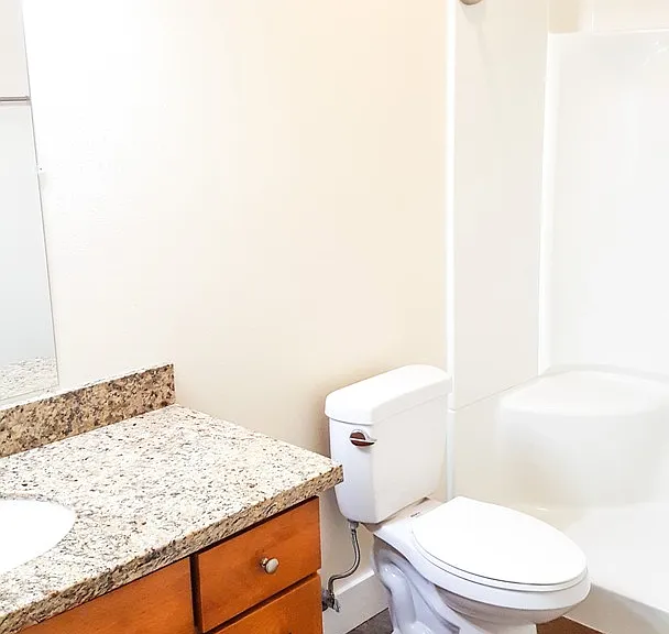 Tuscany Apartments — Photo 53