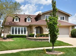 17741 Holly Ct, Tinley Park, IL 60487