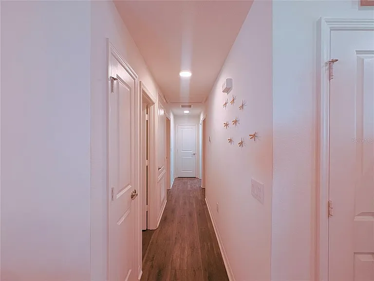 1084 Papaya Cir — Photo 21
