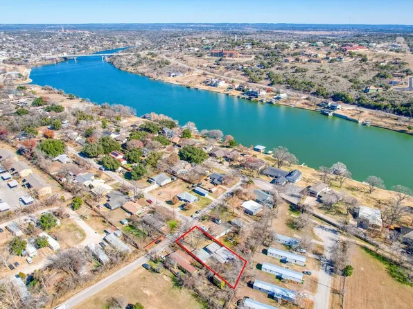 916 McDonald Drive, Marble Falls, TX 78654-0000