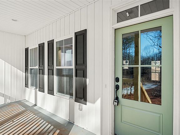 5th image of 120B Boxwood Ln