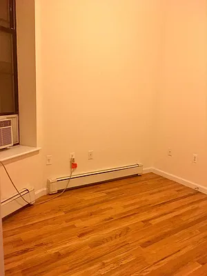 Rented by Comprehensive Management | media 15