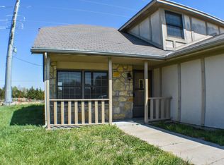 323 Commanche Ct, Junction City, KS 66441