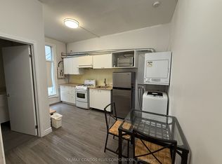 567 Yonge St #3, Toronto, ON M4Y 1Z2