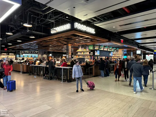 430 West 34th Street image 12 of 16