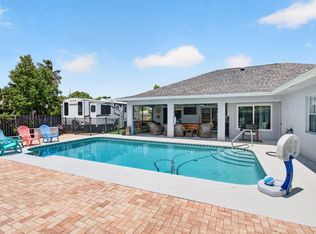 1630 Tamarack Way, Wellington, FL 33414