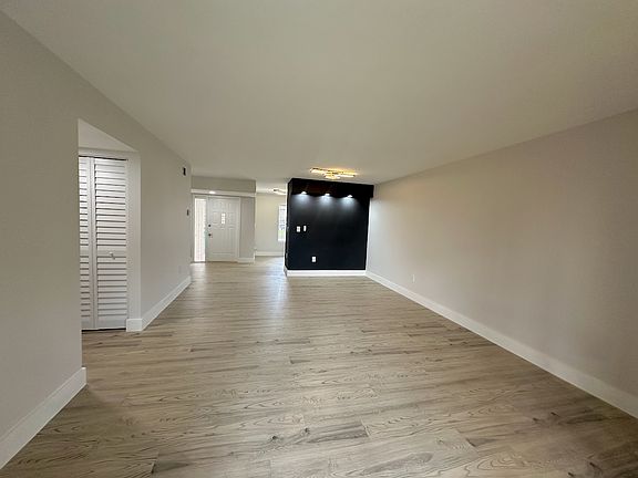 3rd image of 8211 NW 191st St #3-C