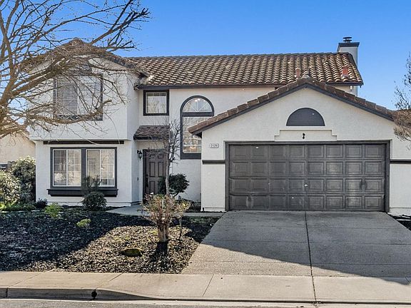 3rd image of 2128 Viera Ave