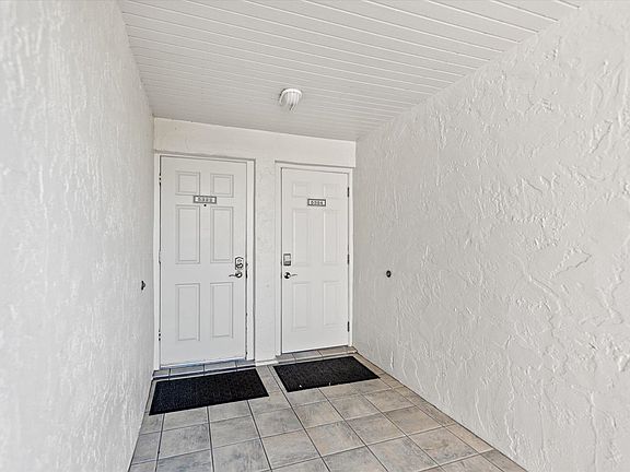 4th image of 5323 Bayside Villas #24