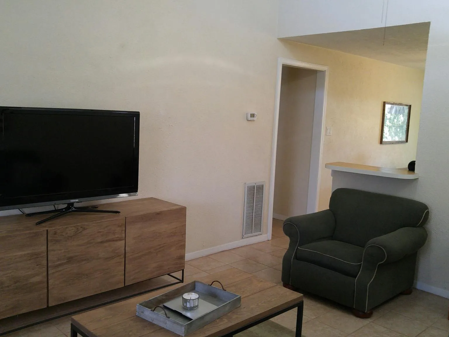 2 bed, 930 sqft, $1,250 — Photo 2