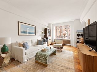 25 Central Park W APT 9S, New York, NY