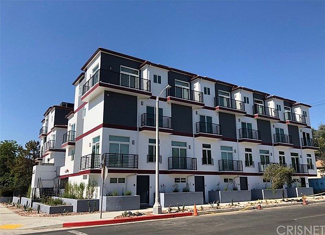 1st image of 4461 Tujunga Ave